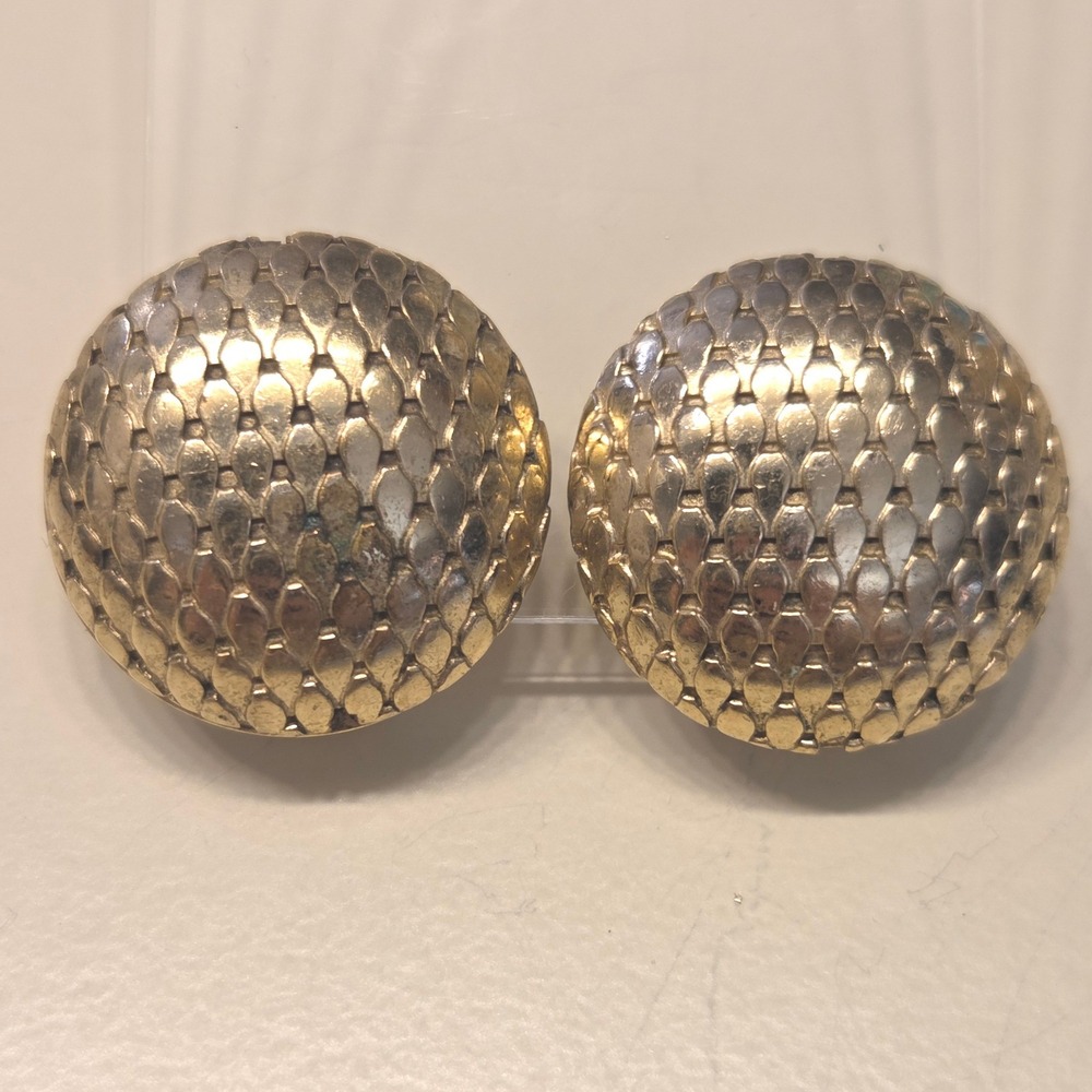 Vintage Whiting & Davis Signed Gold Tone‎ Snake Mesh Textured Dome Clip Earrings
